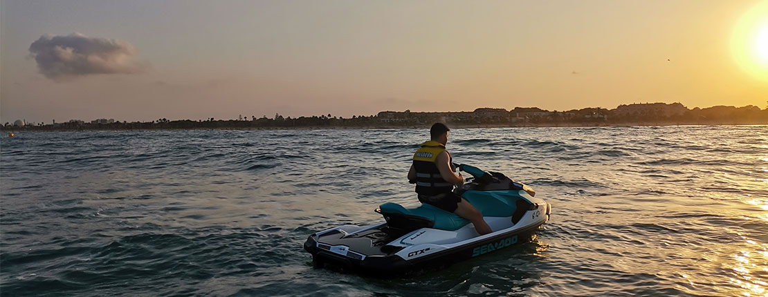 Alquiler sin titulación moto de agua Sea Doo GTX 130 PRO