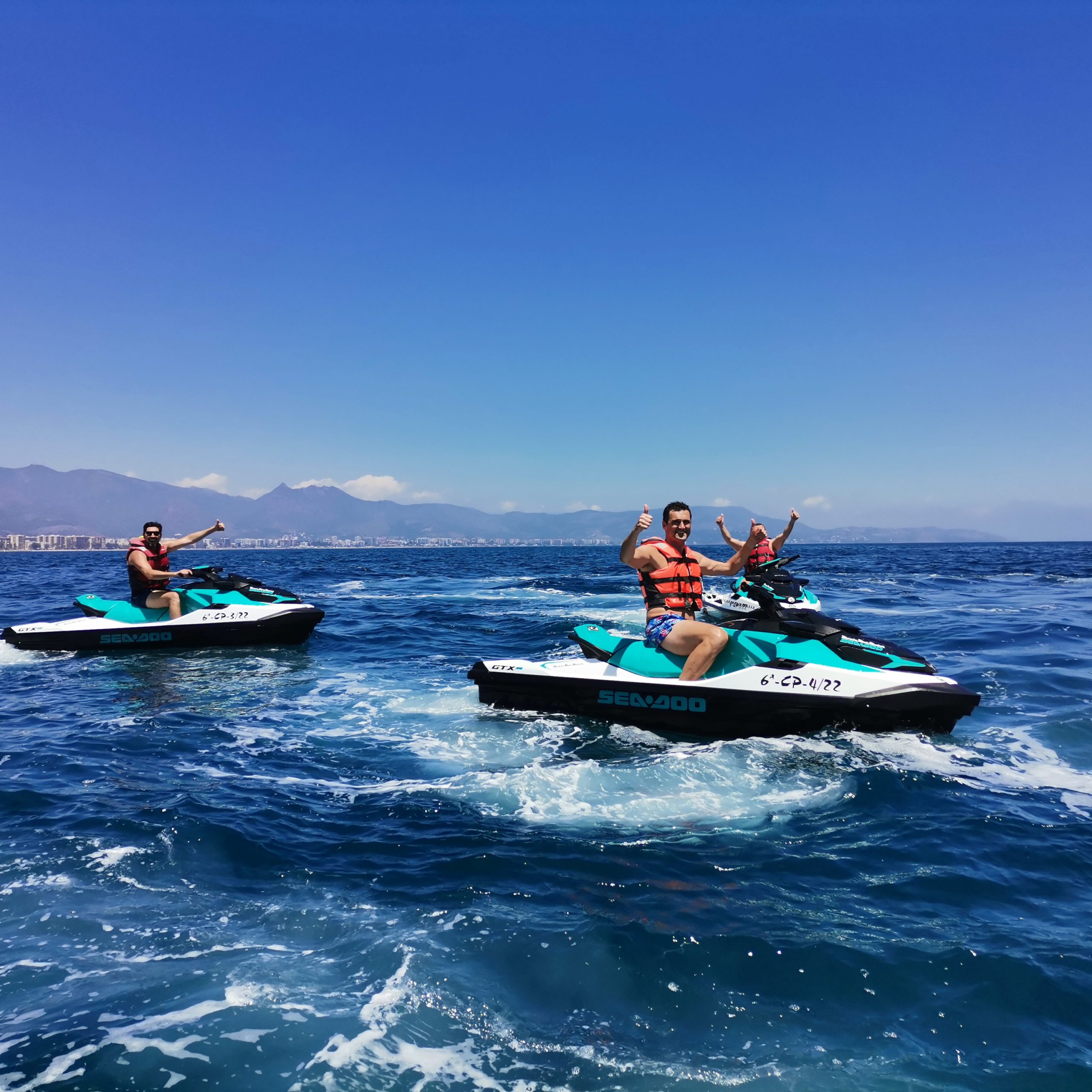 Trabajo de monitor de motos de agua | Empleo monitor motos agua Castellón | Monitor Sea-Doo