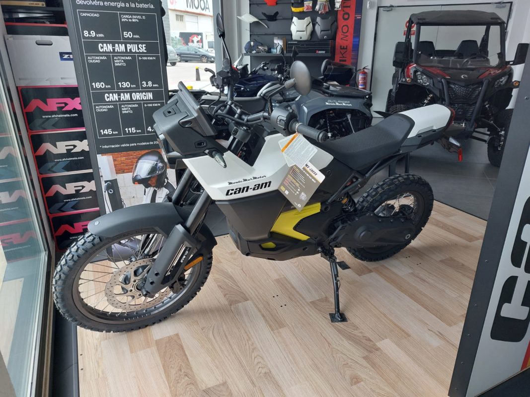 Can-Am Origin 35 Kw Blanco 2025 | Can-Am Eléctricas | Can-Am Origin 100% Eléctrica | Montemar Motor Concesionario Can-Am Castellón y Valencia ✅