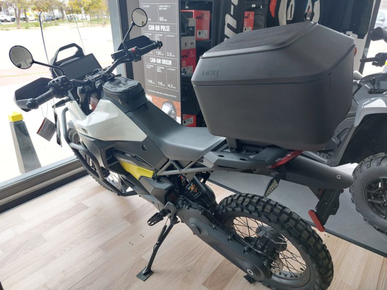 Can-Am Origin 35 Kw Blanco 2025 Con Extras | Can-Am Eléctricas | Can-Am Origin 100% Eléctrica | Montemar Motor Concesionario Can-Am Castellón y Valencia ✅