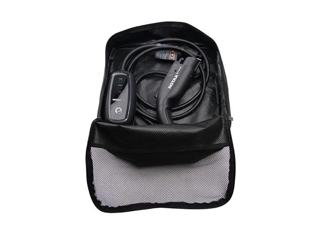 Kit cables de carga modo 2 tipo E | Europa 12A | Compacto, mecanismo de protección contra sobrecalentamiento y protección mediante sellado IP67