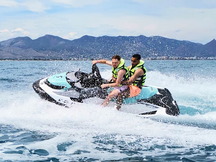 Bono 5 horas Excursión moto de agua GTX PRO 130 | A gastar en horas completas | Ahorra en tu alquiler de moto de agua en Castellón | Montemar Motor ✅