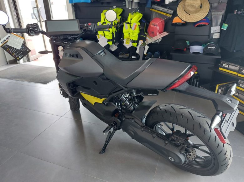 Can-Am Pulse 35 kW Negra 2025 | Can-Am 100% Eléctricas | Moto eléctrica Can Am | Concesionario Can-Am Castellón y Valencia ✅